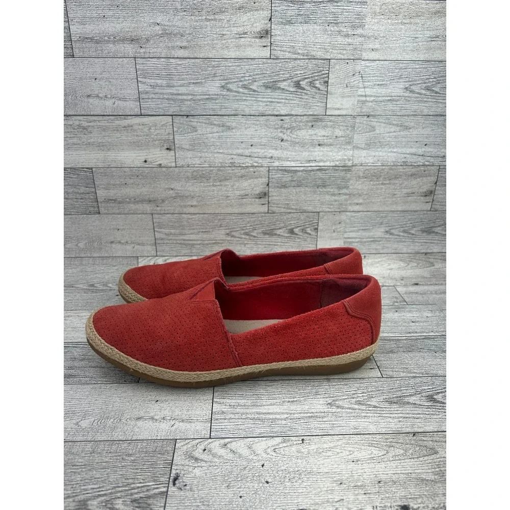 Clarks step june